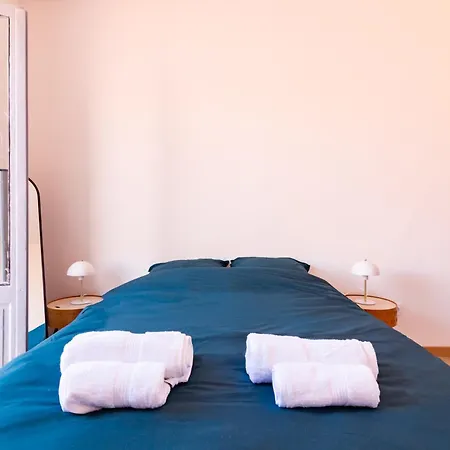 아파트 Moderne Et Elegant Michel Torrent