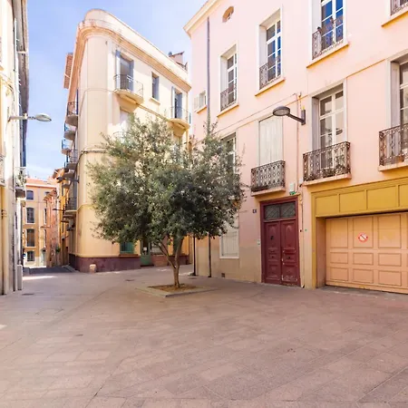 Moderne Et Elegant Michel Torrent 페르피냥